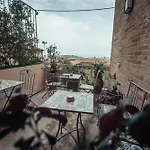 Palazzo Capparucci - Dimora Storica Fermo