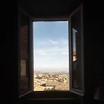 Palazzo Capparucci - Dimora Storica 4* Fermo
