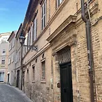 Gæstehus Palazzo Capparucci - Dimora Storica 4*