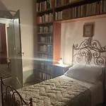 Palazzo Capparucci - Dimora Storica 4* Fermo