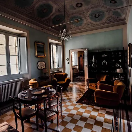 Palazzo Capparucci - Dimora Storica Guest house *