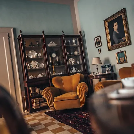 Palazzo Capparucci - Dimora Storica