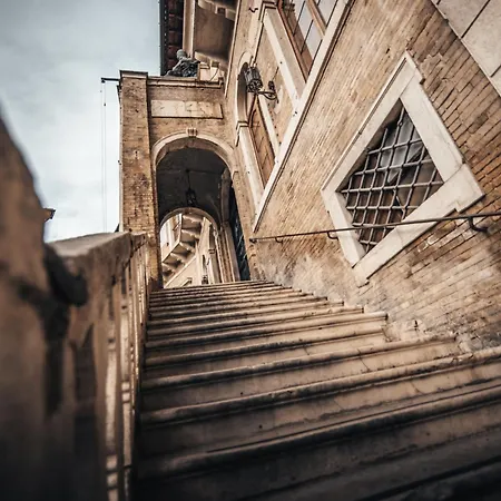 Palazzo Capparucci - Dimora Storica Guest house *