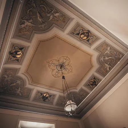 Palazzo Capparucci - Dimora Storica Penzion