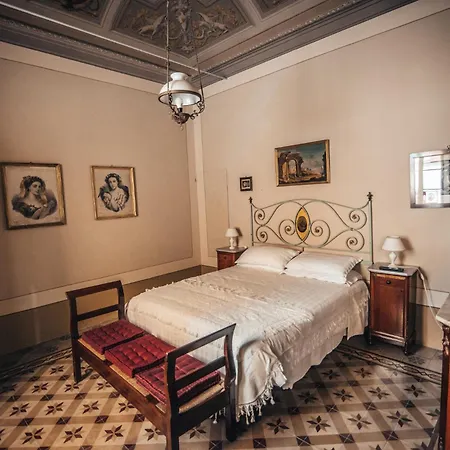 Palazzo Capparucci - Dimora Storica * Fermo