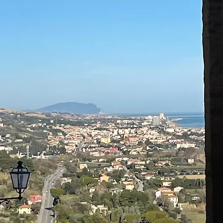 Palazzo Capparucci - Dimora Storica