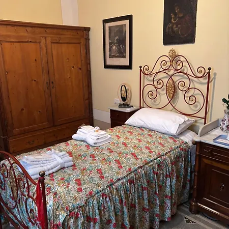 Palazzo Capparucci - Dimora Storica Guest house Fermo