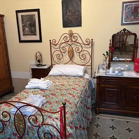 Guest house Palazzo Capparucci - Dimora Storica Fermo