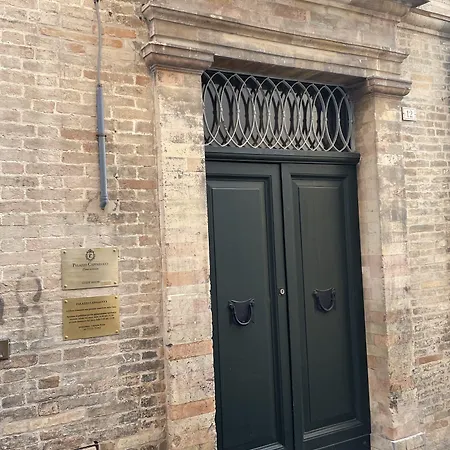Palazzo Capparucci - Dimora Storica Guest house Fermo