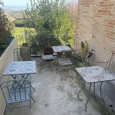 Palazzo Capparucci - Dimora Storica Konukevi 4*