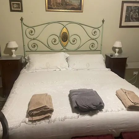 Palazzo Capparucci - Dimora Storica Guest house