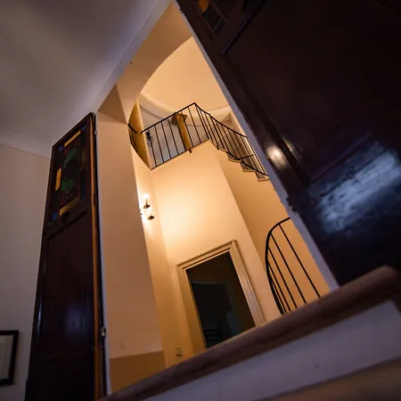 Palazzo Capparucci - Dimora Storica Guest house