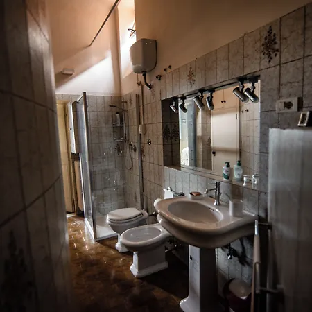 Guest house Palazzo Capparucci - Dimora Storica